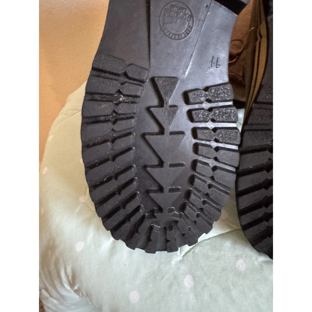 Sorel Caribou winter boots Men’s size 11
